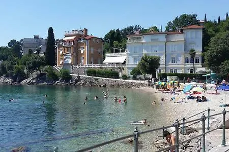 Charming Apartment Opatija